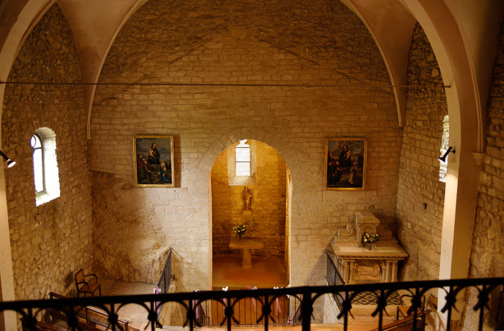 patrimoine architectural religieux - Ariège-église semi-rupestre de Vals