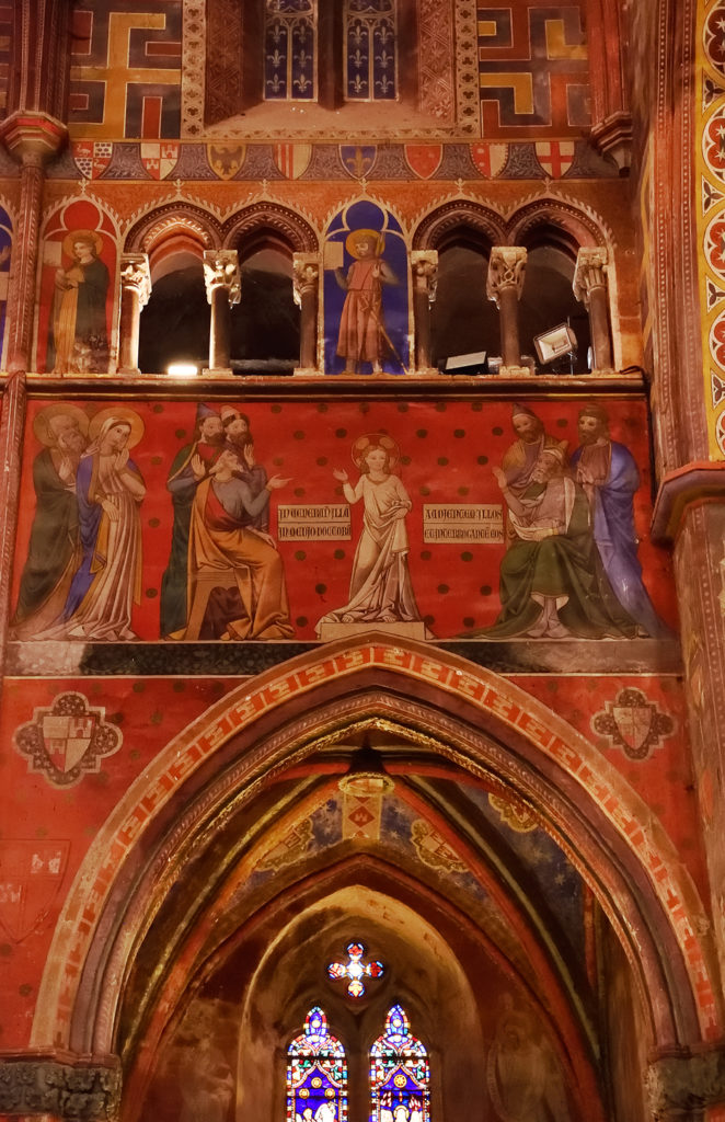 Notre-Dame du Bourg - Rabastens - Tarn - décor ancien dans le choeur et donnant sur une chapelle