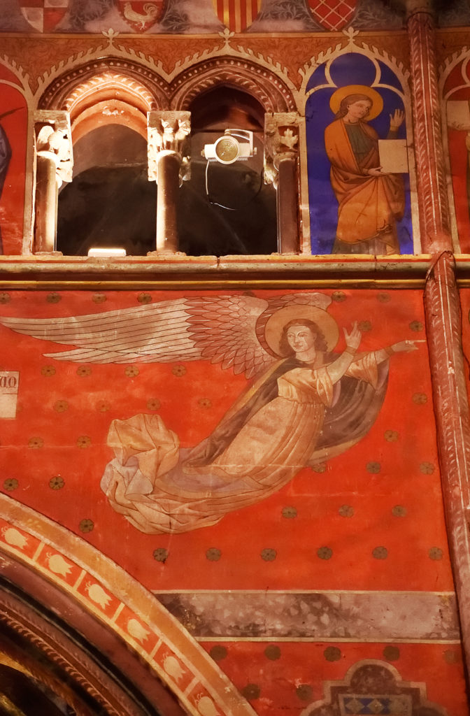 Notre-Dame du Bourg - Rabastens - Tarn - décor ancien avec un ange