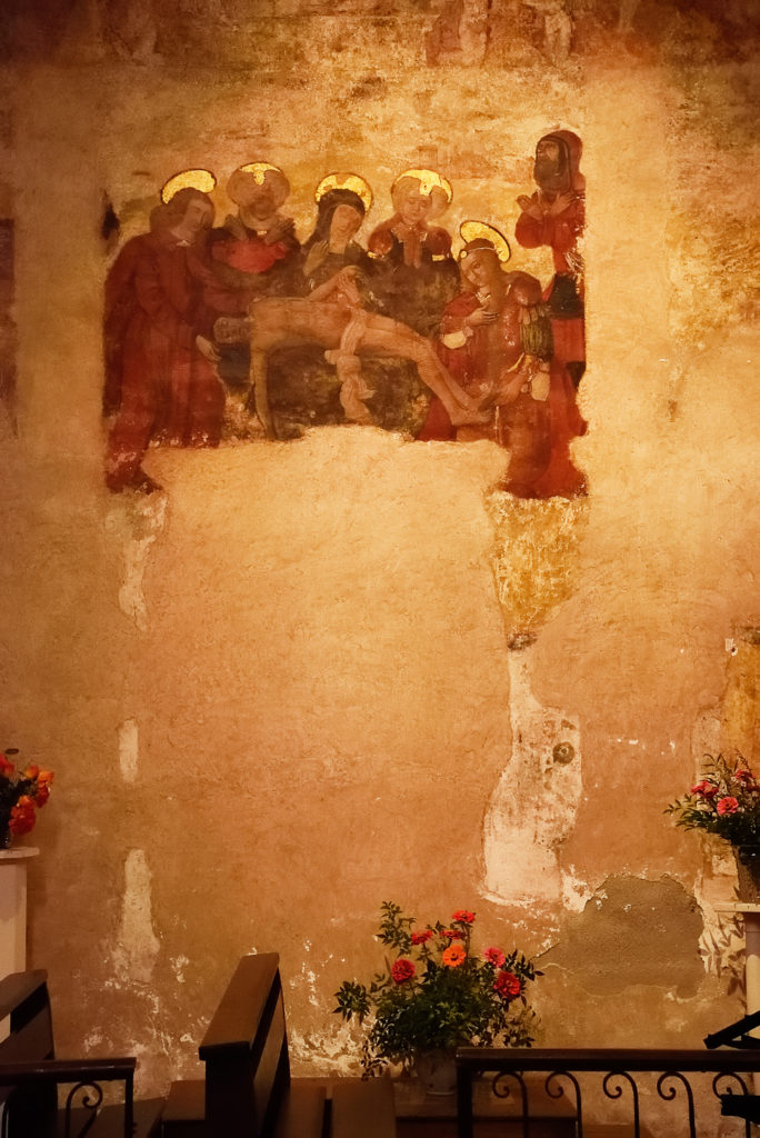 Notre-Dame du Bourg - Rabastens - Tarn - dans la nef détail d'une peinture - la descente de la Croix