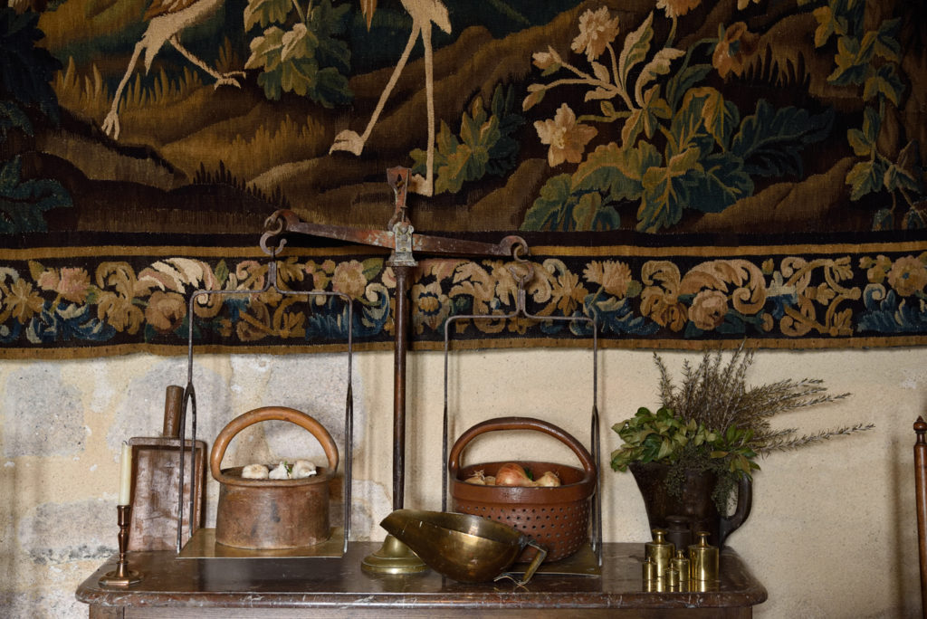 Détail intérieur dans la cuisine du château de Boussac