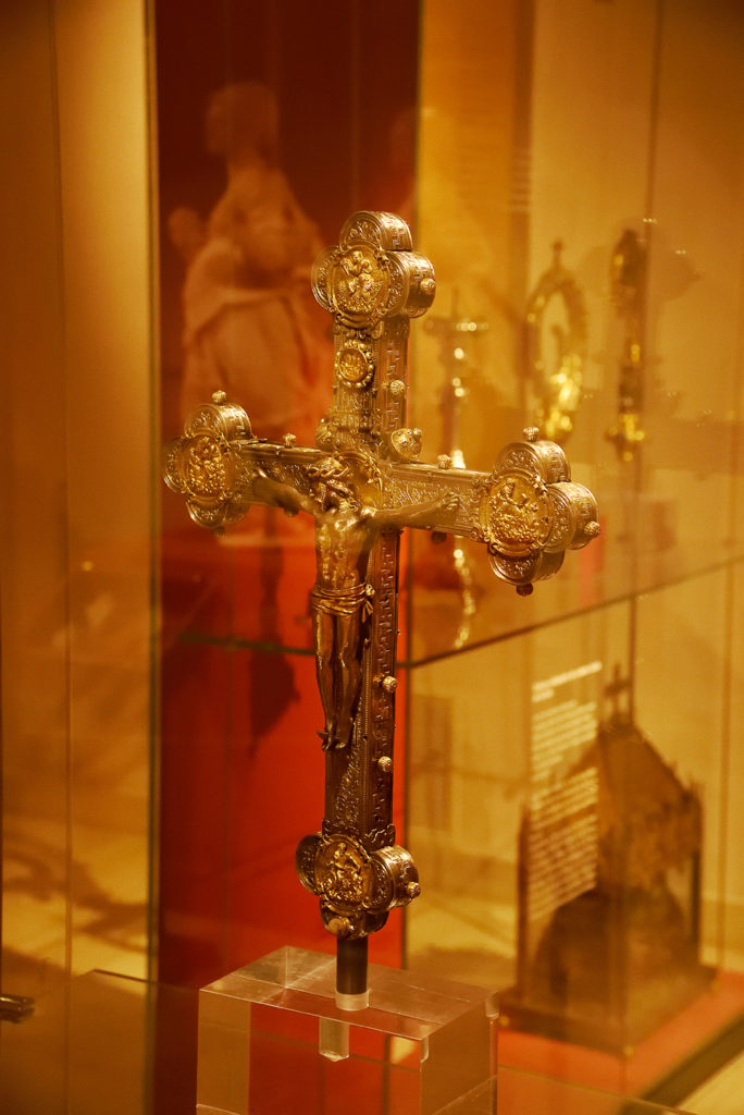 MAGIQUE : L'Art Sacré à Saint Mihiel - Musée d'Art Sacré - cricifix