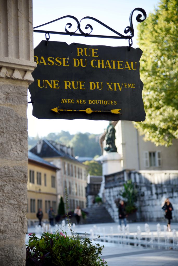 Un grand week-end à Chambéry : la rue Basse du Château